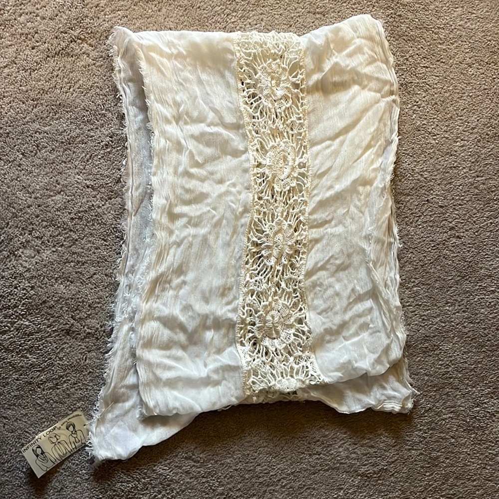 NWT White Lace Infinity Loop Scarf